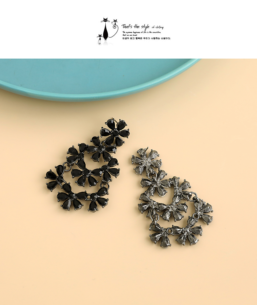  Black Alloy Diamond Geometric Flower Earrings,Drop Earrings