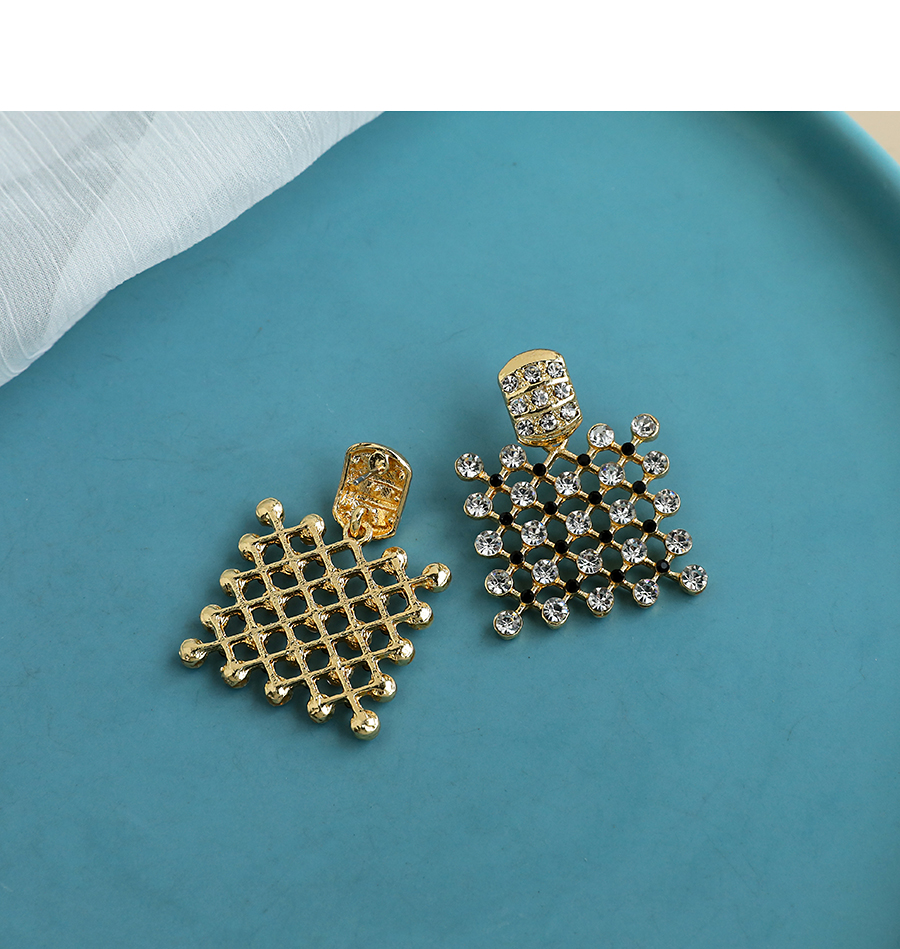  Golden Alloy Diamond Hollow Square Earrings,Drop Earrings