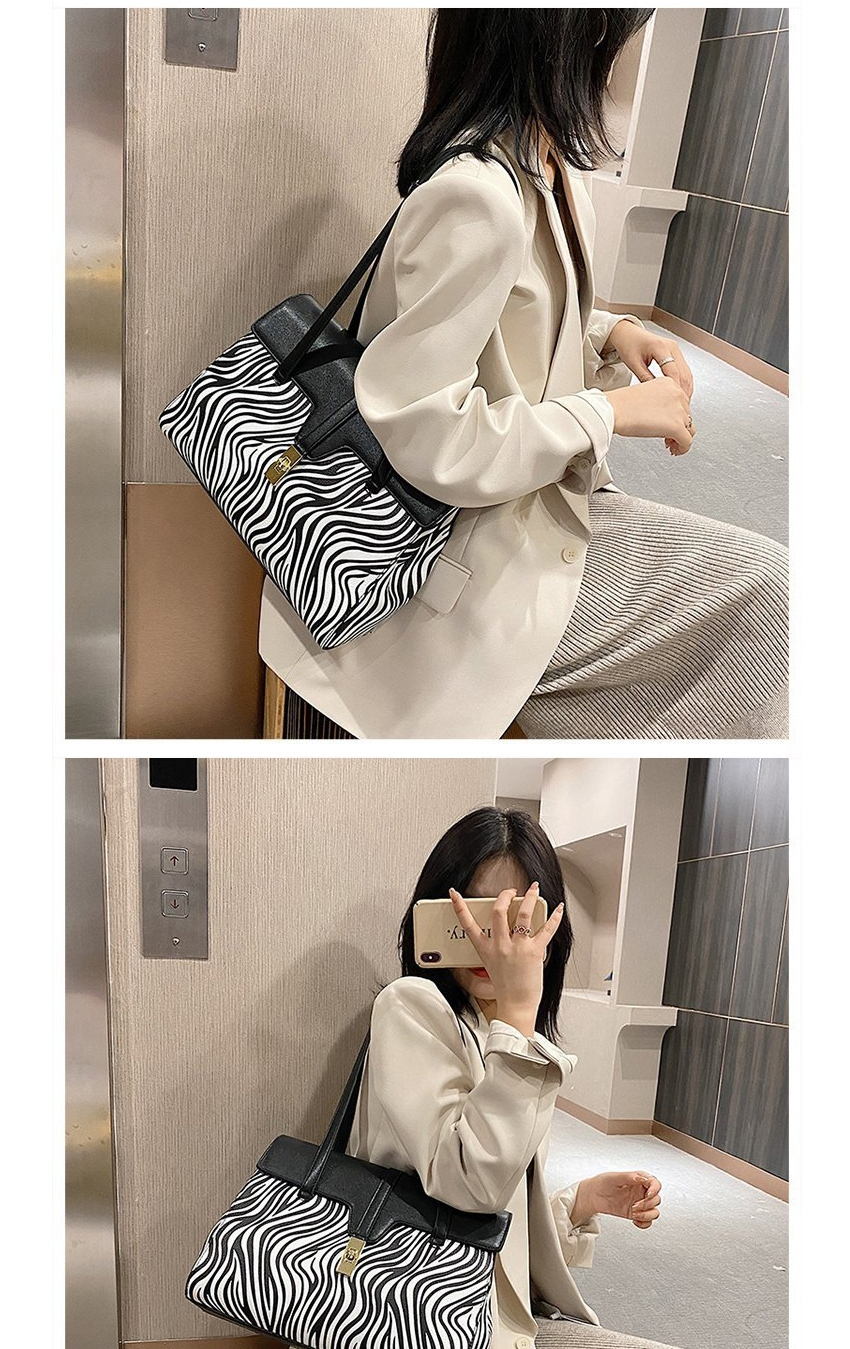 Fashion Zebra Pattern Pu Zipper Lock Crossbody Shoulder Bag,Messenger bags