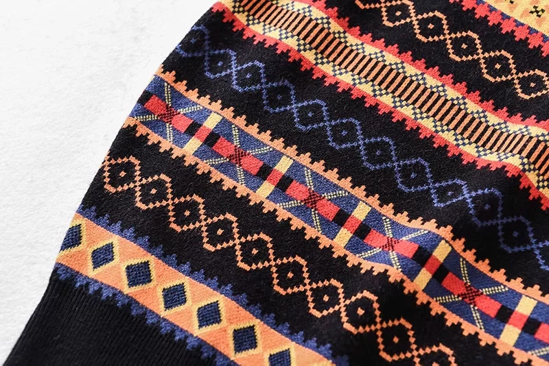 Fashion Beige Color Pattern V-neck Wool Knitted Vest,Sweater