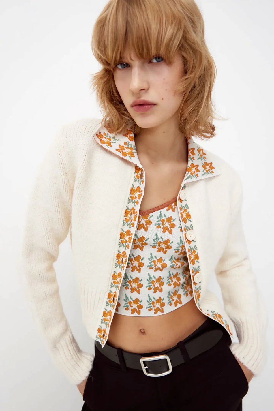 Fashion Creamy-white Paneled Contrast Floral Knitted Jacket,Sweater
