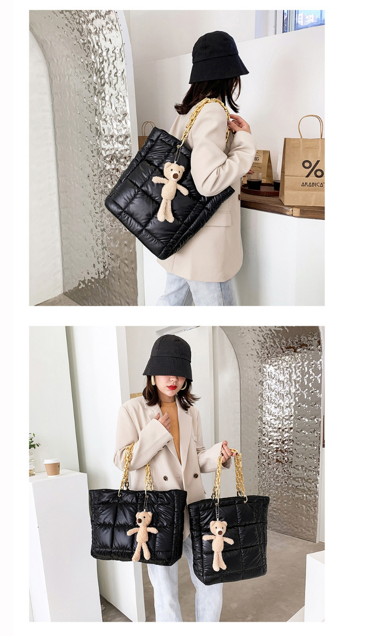 Fashion Vertical White Chain Large Capacity Down Bag Multifunctional Waterproof Shoulder Bag,Handbags