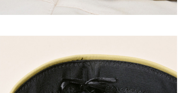 Fashion Off-white Solid Color Belt Buckle Stitching Beret,Sun Hats