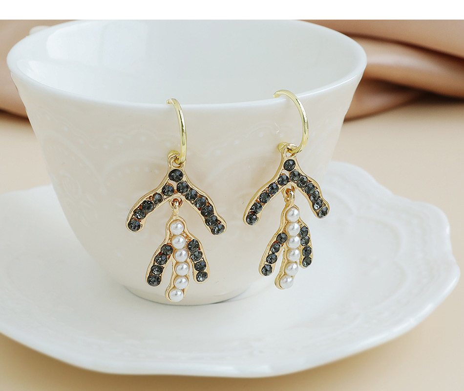 Fashion 2# Alloy Diamond Leaf Earrings,Drop Earrings