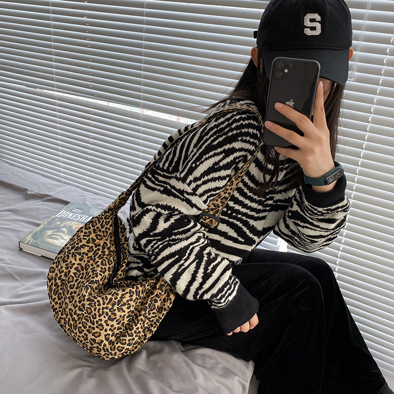 Fashion White Canvas Leopard And Zebra Print One-shoulder Messenger Bag,Shoulder bags