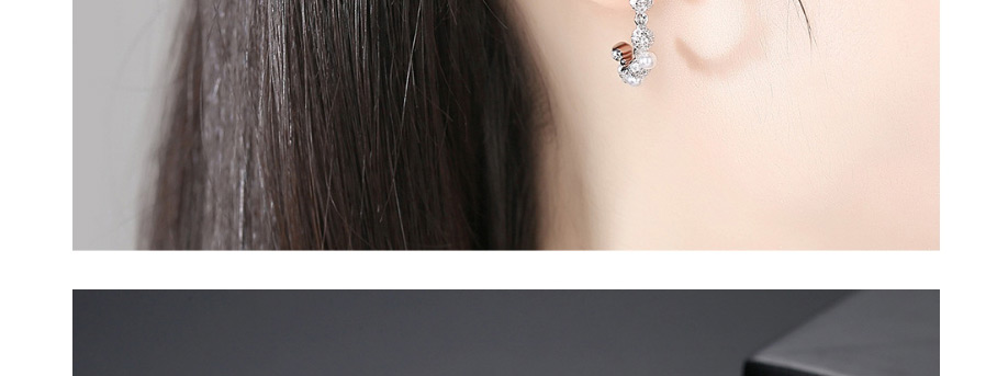 Fashion Platinum Copper Inlaid Zircon Geometric Pearl Earrings,Earrings