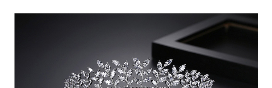 Fashion Platinum Copper Inlaid Zircon Leaf Geometric Crown,Head Band
