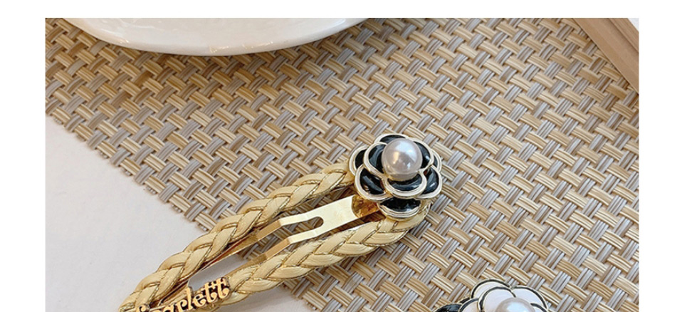 Fashion Yellow Edge Black Flower Flower Pearl Geometric Letter Alloy Hairpin,Hairpins