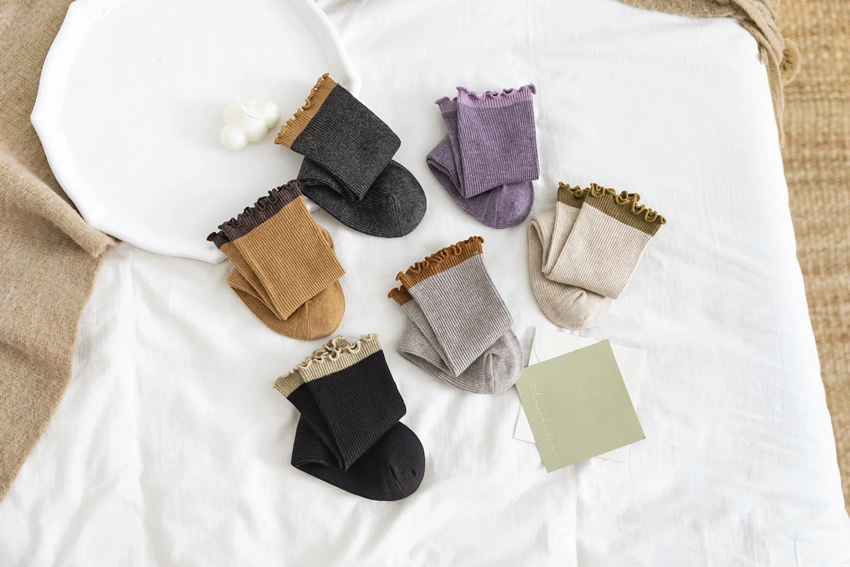Fashion Khaki Contrasting Color Socks With Wood Ears In The Tube Pile Pile Socks,Fashion Socks