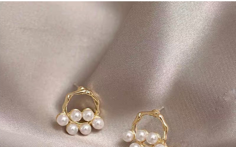 Fashion Gold Color Pearl Hollow Geometric Round Earrings,Stud Earrings