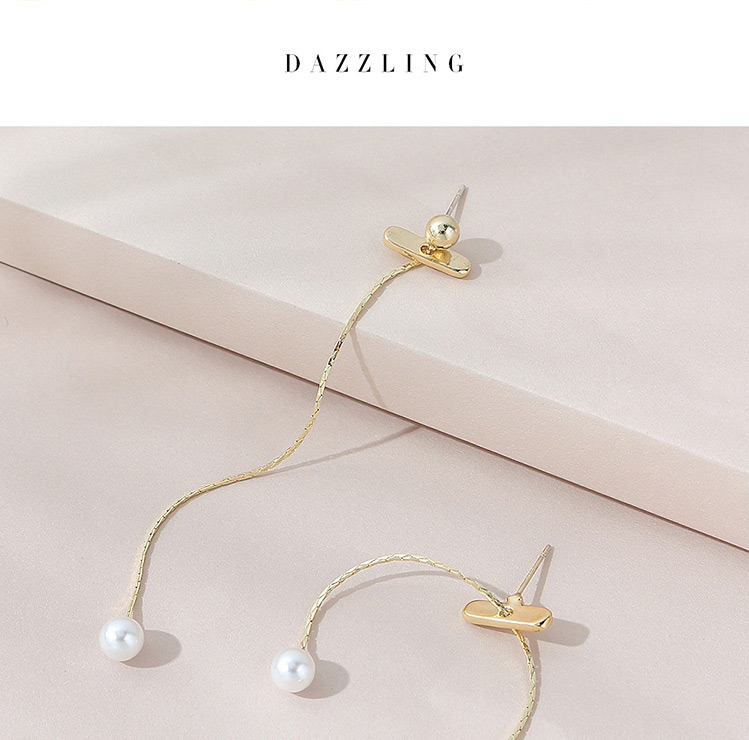 Fashion Golden Real Gold-plated Long Geometric Pearl Earrings,Stud Earrings
