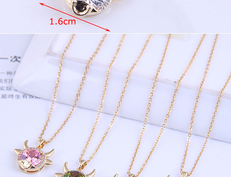 Fashion White Diamond Micro-inlaid Zircon Auspicious Horn Necklace,Pendants