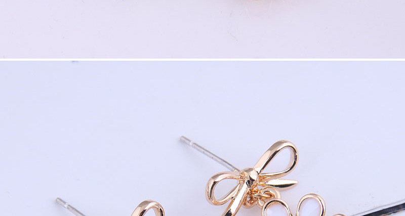 Fashion Pink Bowknot Daisy Oil Dripping Alloy Earrings,Stud Earrings