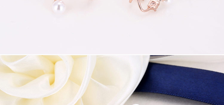 Fashion Rose Gold Color Micro-inlaid Zircon Pearl Geometric Earrings,Stud Earrings