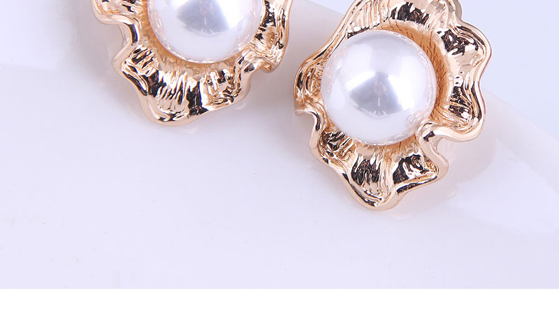Fashion Gold Color Flower Pearl Alloy Earrings,Stud Earrings