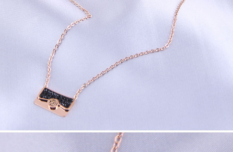 Fashion White Diamond Letter Necklace In Titanium Steel With Diamonds,Pendants