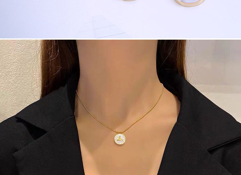 Fashion Gold Color Fish Tail Titanium Shell Round Necklace,Pendants