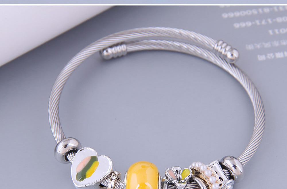 Fashion Yellow Metal Bee Multi-element Pendant Bracelet,Bracelets