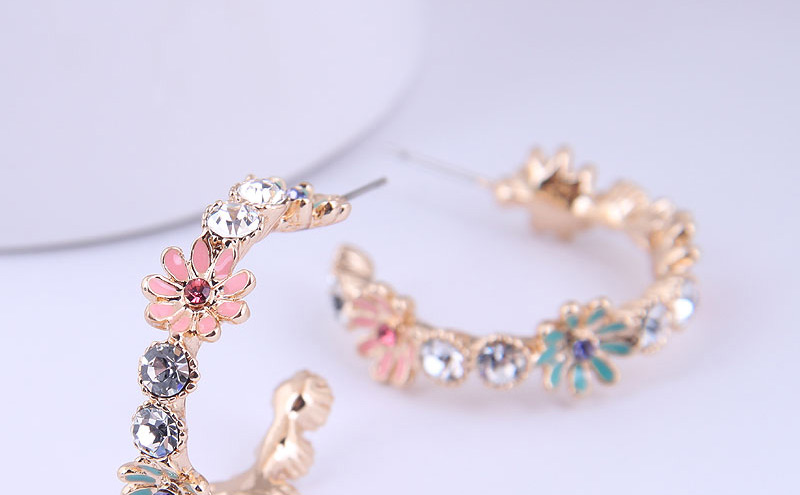 Fashion Gold Metal Ol Chrysanthemum Flash Diamond Earrings,Stud Earrings