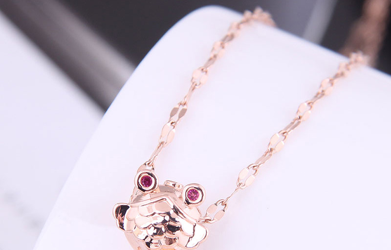 Fashion Golden Copper And Diamond Small Goldfish Necklace,Necklaces