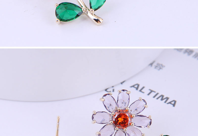 Fashion Yellow Copper Inlaid Zirconium Flower Earrings,Earrings