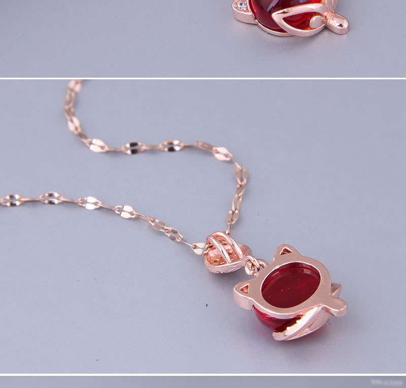 Fashion Rose Gold Color Copper Inlaid Zirconium Fox Geometric Necklace,Necklaces