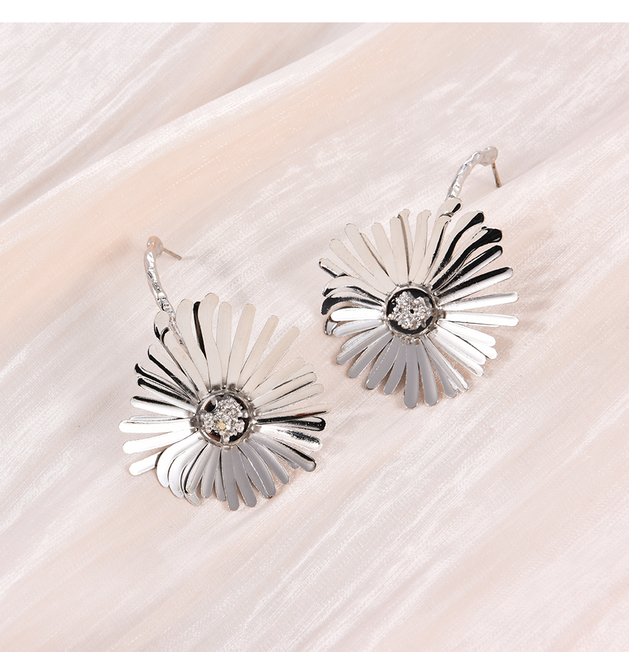 Fashion Silver Alloy Flower Stud Earrings,Stud Earrings