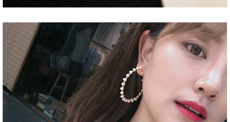 Fashion Type B Pearl Circle Alloy Earrings,Hoop Earrings