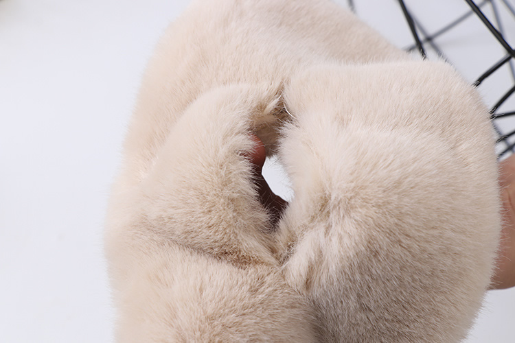 Fashion Khaki Letter Patch Solid Color Imitation Mink Fur Collar,knitting Wool Scaves