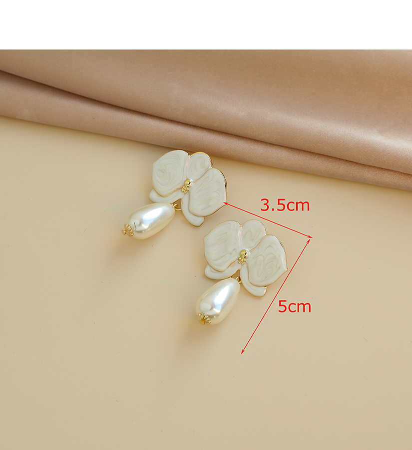Fashion White Alloy Pearl Flower Stud Earrings,Drop Earrings