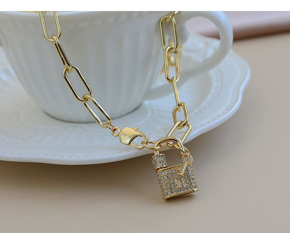 Fashion Golden Copper Inlaid Zircon Thick Chain Love Leopard Head Necklace,Necklaces
