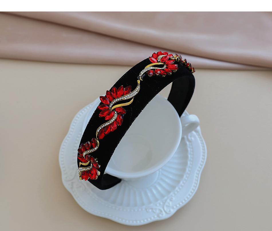 Fashion White Fabric Alloy Diamond-studded Drop Pattern Headband,Head Band
