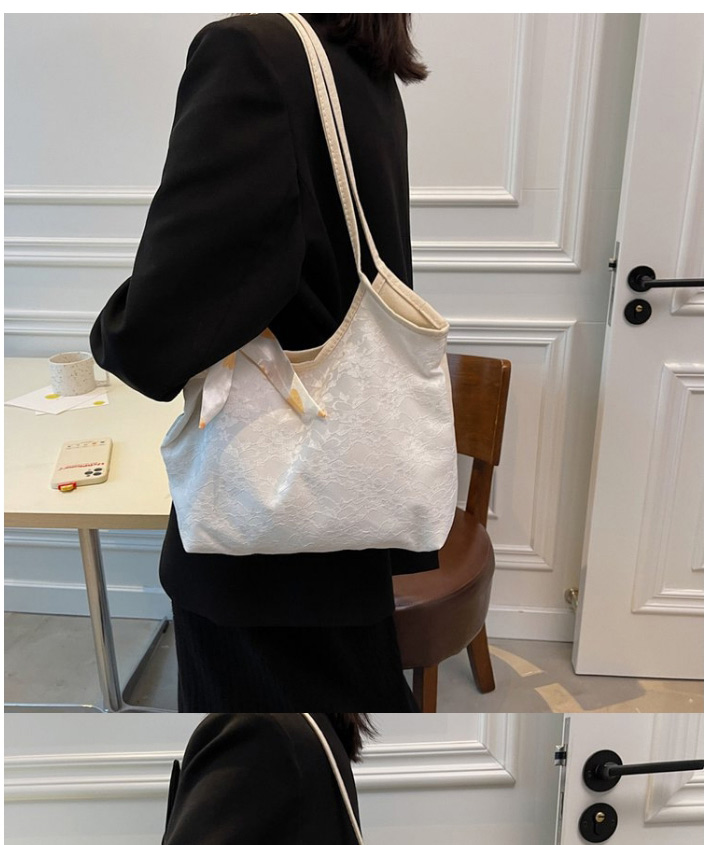 Fashion Black Large Capacity Embroidered Shoulder Bag,Messenger bags