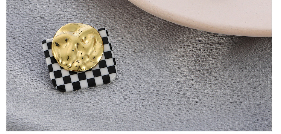 Fashion Gold Geometric Black And White Checkered Earrings,Stud Earrings