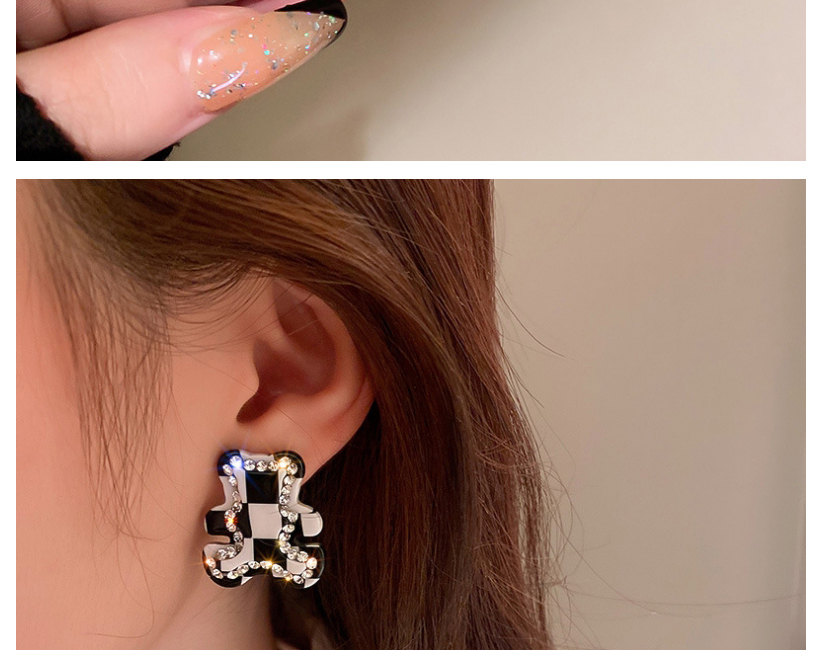 Fashion Black And White Acrylic Diamond Check Bear Stud Earrings,Stud Earrings