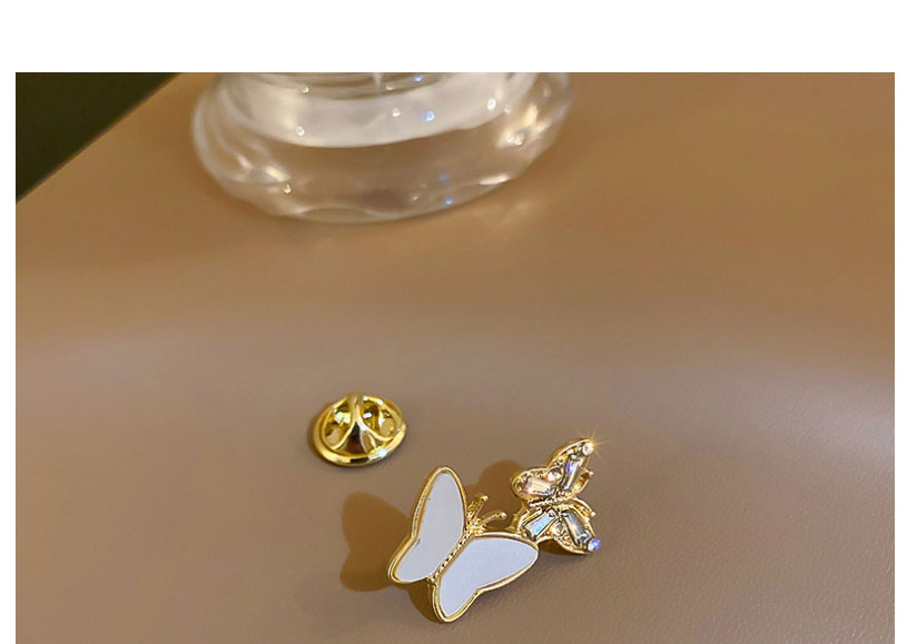 Fashion Gold Color Diamond Butterfly Button Brooch,Korean Brooches