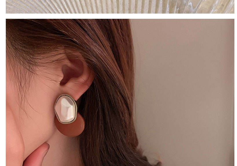 Fashion Brown Pearl Leather Geometric Stud Earrings,Drop Earrings