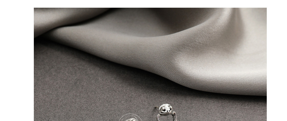 Fashion Silver Halloween Frog Earrings,Stud Earrings