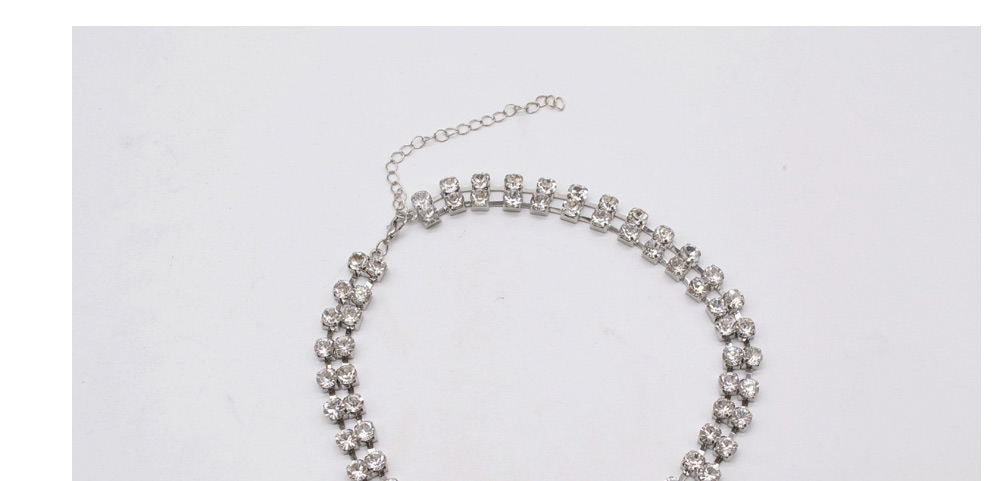 Fashion Silver Alloy Diamond Butterfly Claw Chain Necklace,Pendants