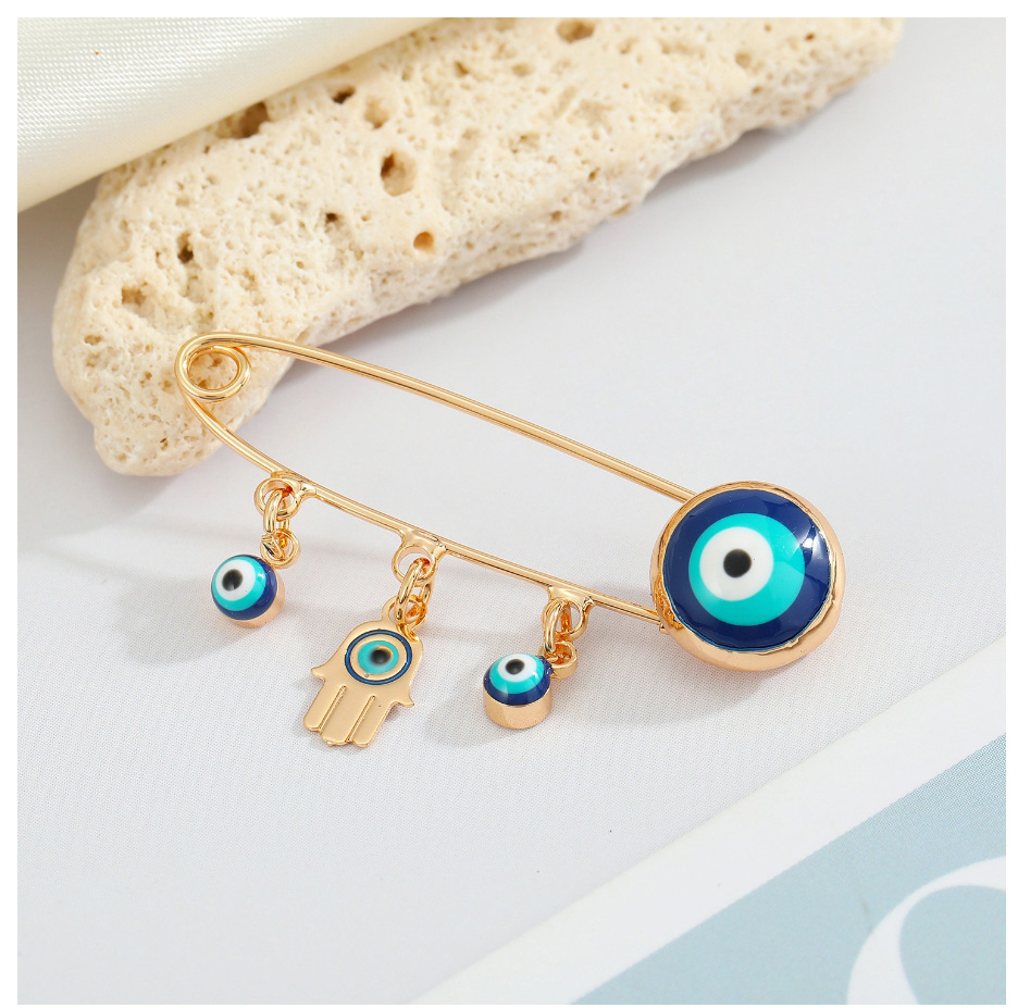 Fashion Silver Color Drop Oil Hand Piece Brooch 10 Copper Dot Drill Dripping Oil Eye Palm Pin Badge,Korean Brooches