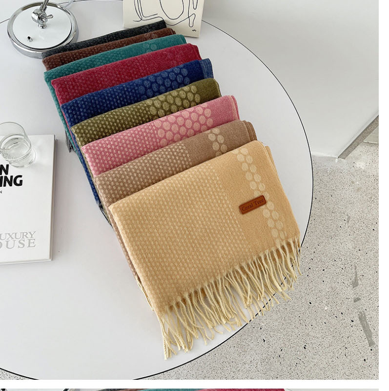 Fashion Khaki Imitation Shell Velvet Wave Point Stream Scarf  Acrylic %2f Artificial Wool,knitting Wool Scaves