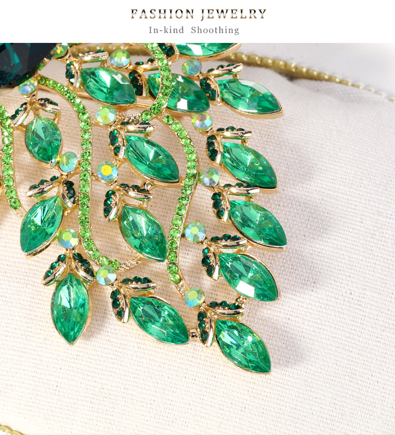 Fashion Green Alloy Diamond Peacock Brooch,Korean Brooches