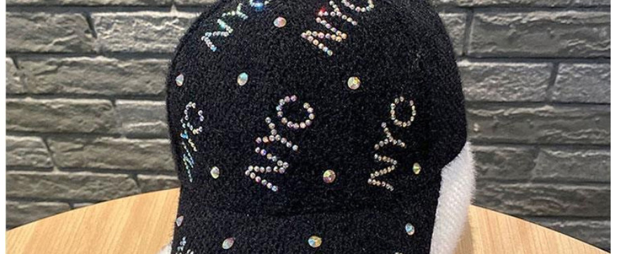 Fashion Khaki Pearl Letters Plush Baseball Cap,Baseball Caps