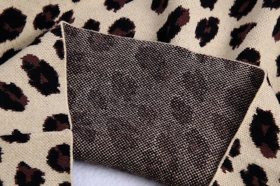 Fashion Brown Leopard Jacquard Turtleneck Sweater,Coat-Jacket
