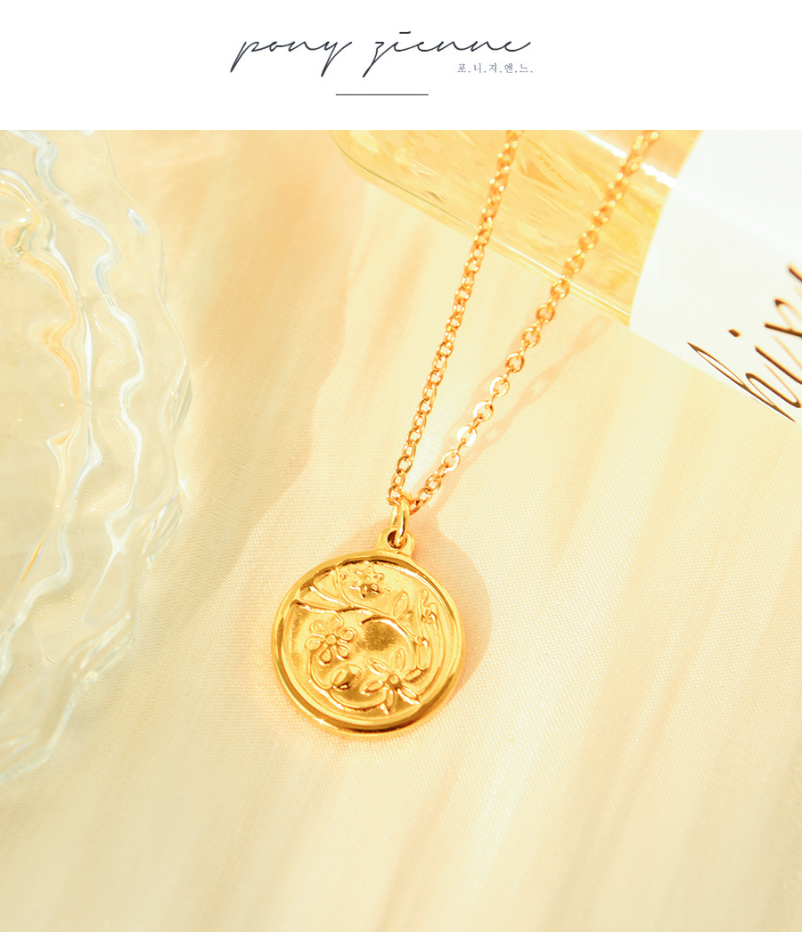 Fashion Gold Titanium Steel Round Flower Necklace,Necklaces