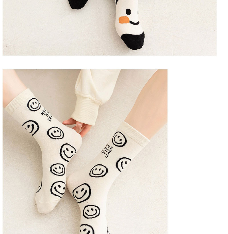 Fashion White Big Smiley Smiley Embroidered Cotton Tube Socks,Fashion Socks
