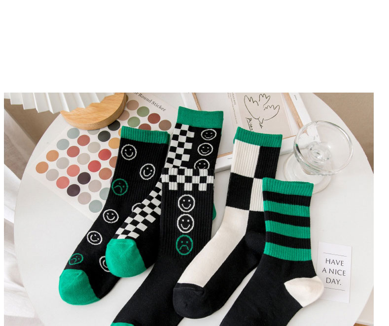 Fashion Big Grid Checkerboard Smiley Print Mid-tube Socks,Fashion Socks