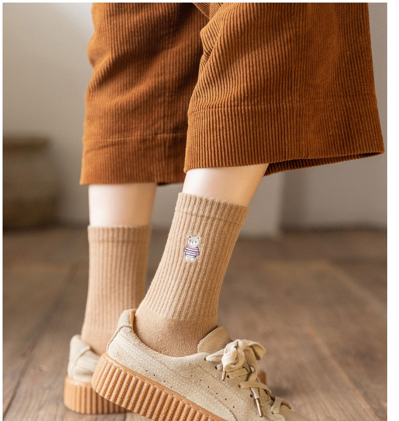 Fashion Khaki Bear Embroidered Thick Tube Socks,Fashion Socks