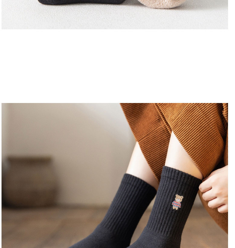 Fashion Deep Coffee Bear Embroidered Thick Tube Socks,Fashion Socks