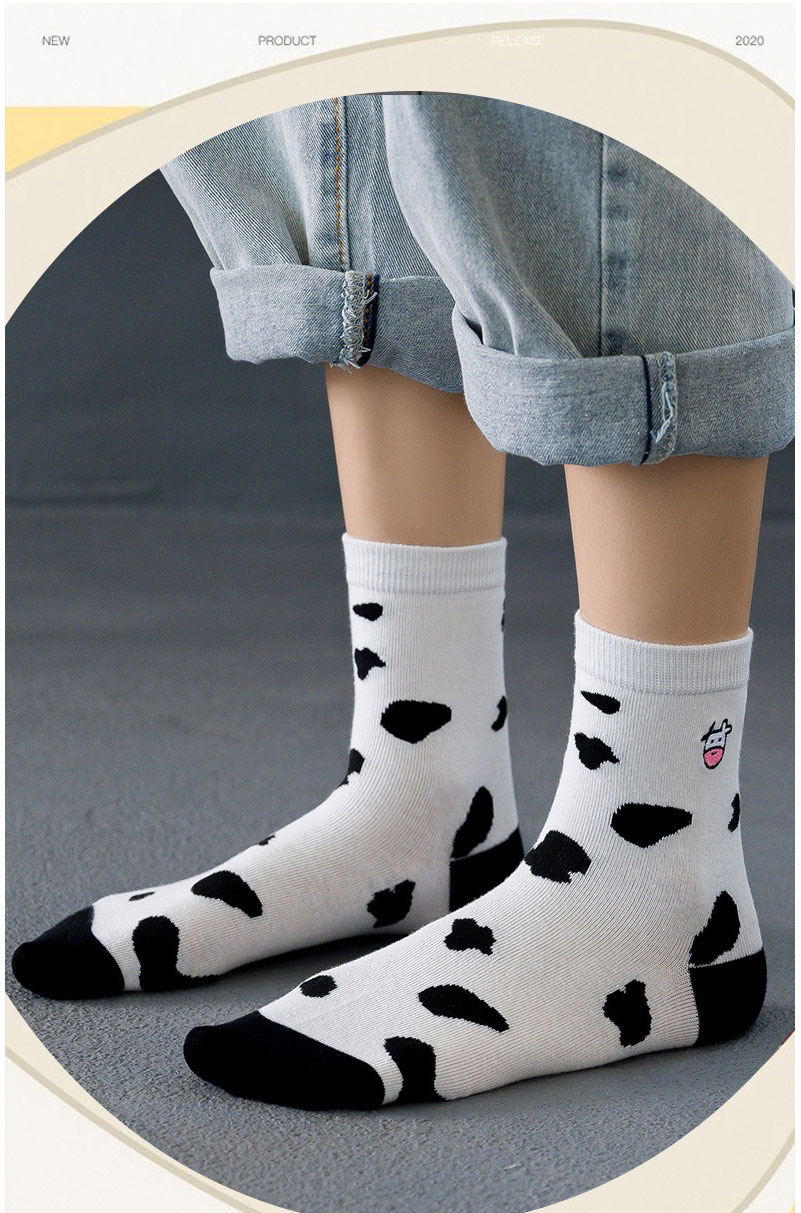 Fashion Black Lever Cow Embroidery Cartoon Tube Socks,Fashion Socks